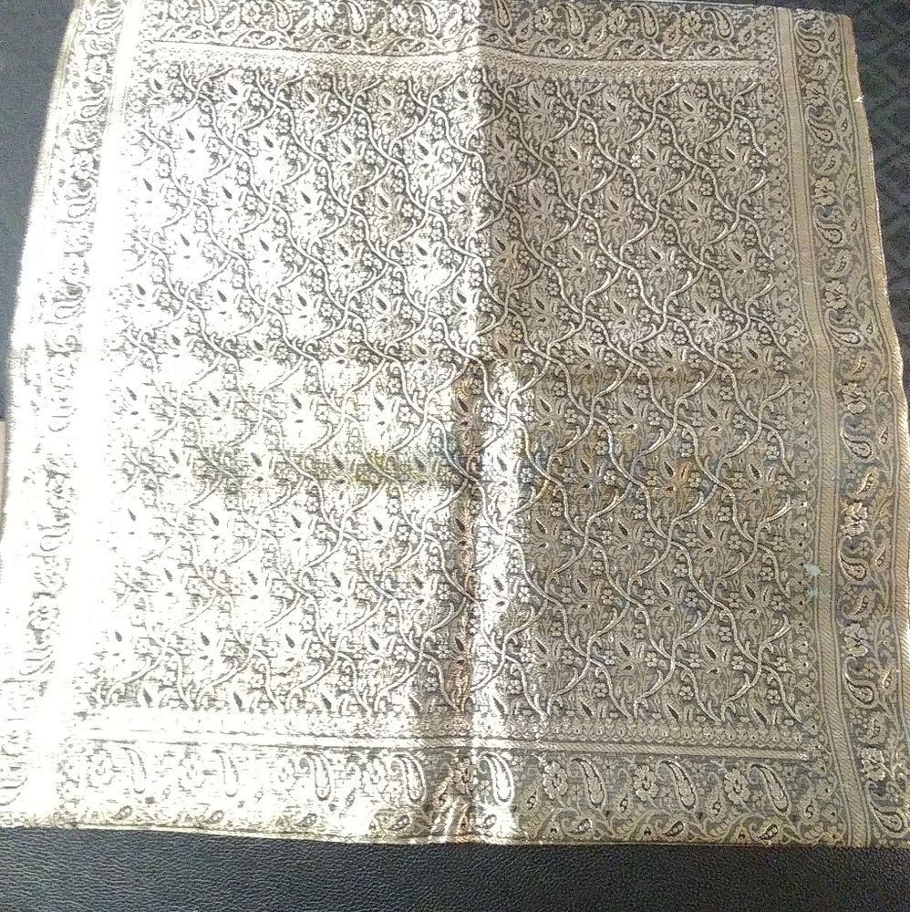 Pillow Cover, 100% Silk & Embroidered Gold Thread